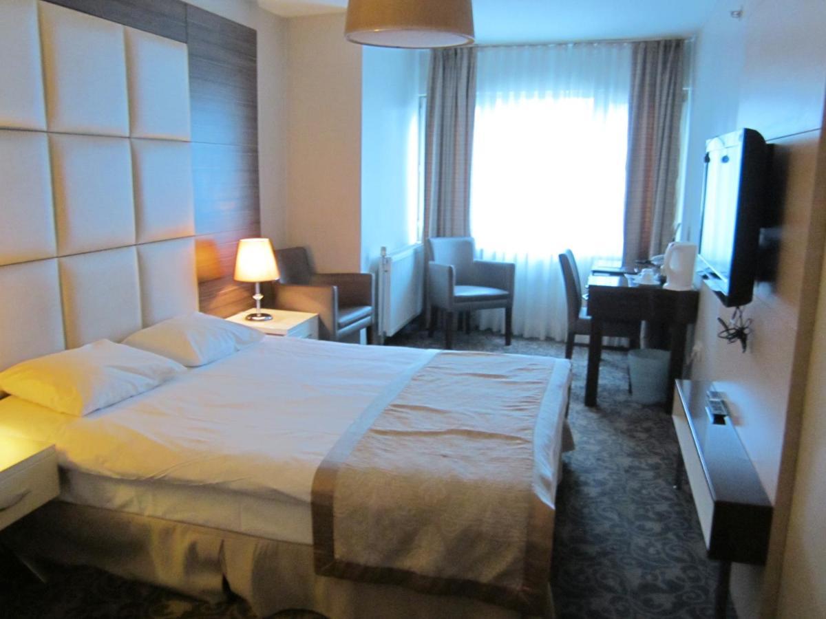 Derpa Suite Hotel Istambul Exterior foto