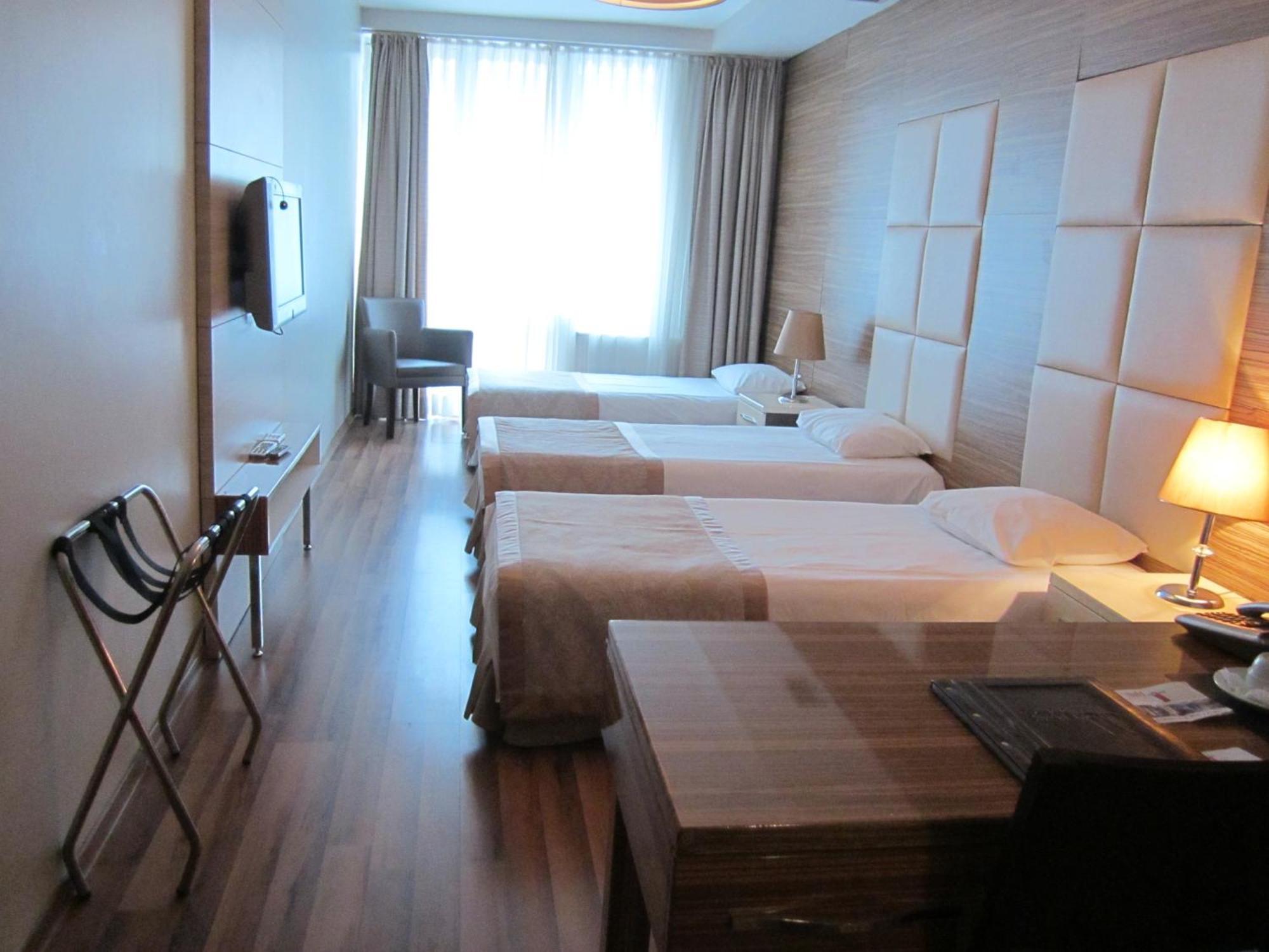 Derpa Suite Hotel Istambul Exterior foto