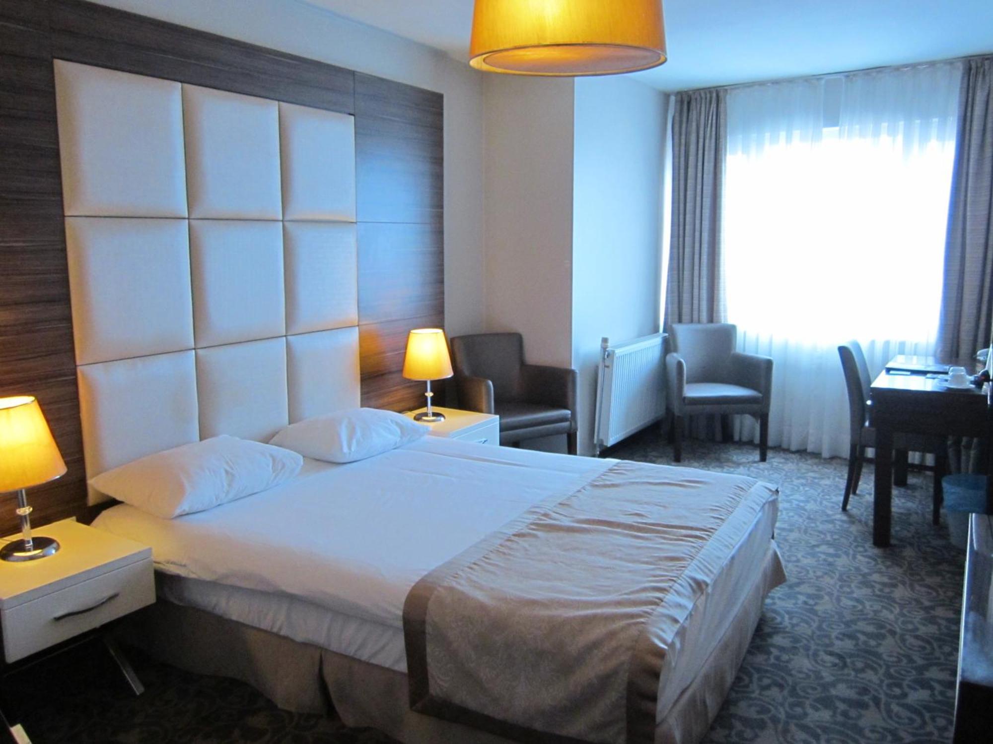 Derpa Suite Hotel Istambul Exterior foto