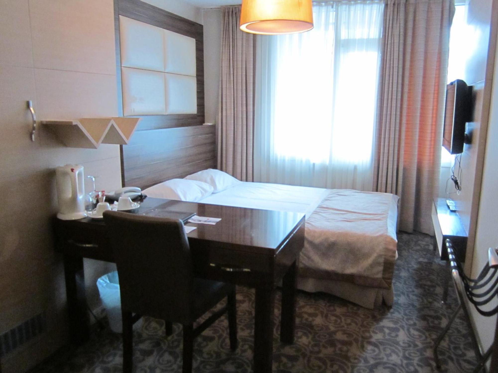 Derpa Suite Hotel Istambul Exterior foto