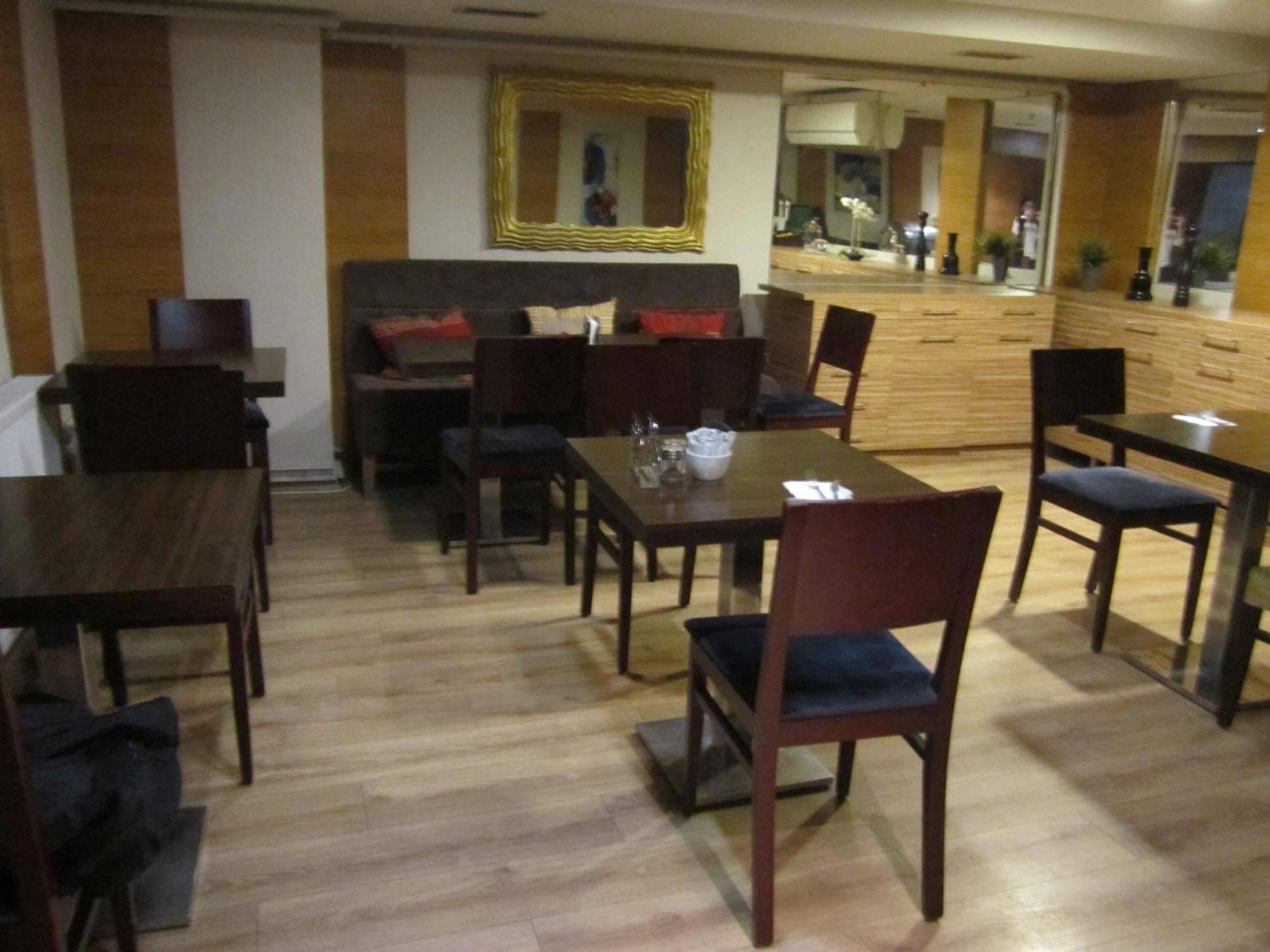 Derpa Suite Hotel Istambul Exterior foto